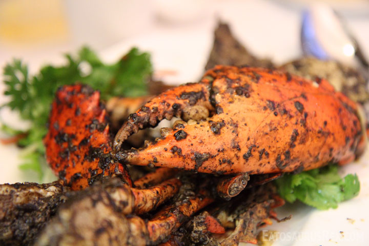 jumbo-seafood-pepper-crab.jpg