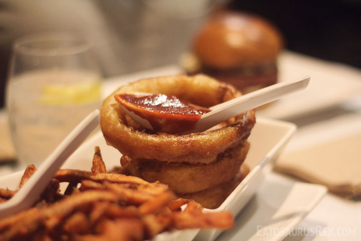 umami-burger-onion-rings.jpg